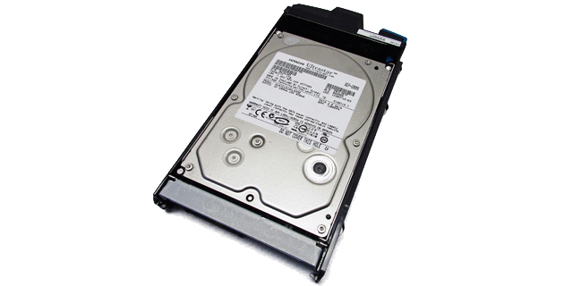 Hitachi HArd Disk and SOlid State Drives